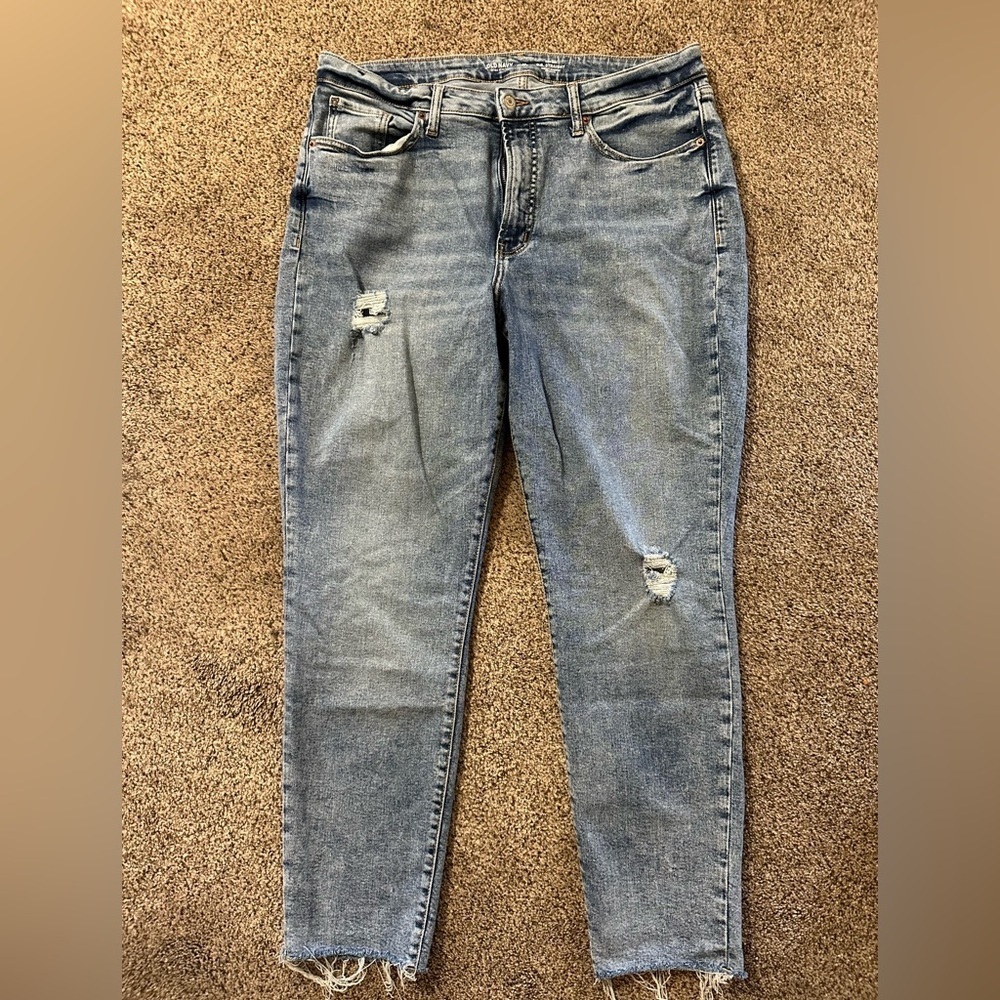 Old Navy Light Blue Distressed Straight stretch Jeans